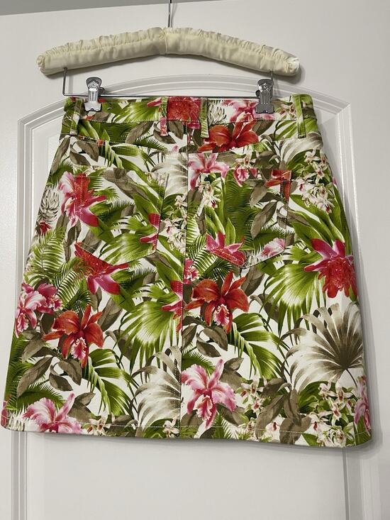 Tommy Bahama Dresses & Skirts - Tommy Bahama Paradise Perfect Short Skirt Boracay Beach Coconut Floral Women's 2